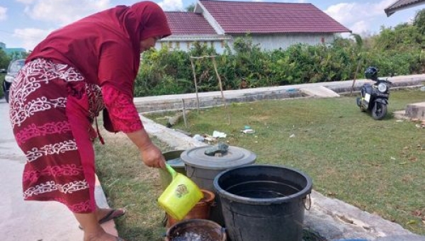 Warga Takisung Akhirnya Mendapat Bantuan Air Bersih